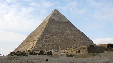 林诗栋WTT法兰克福赛男单决赛一触即发，央视新闻微博同步报道